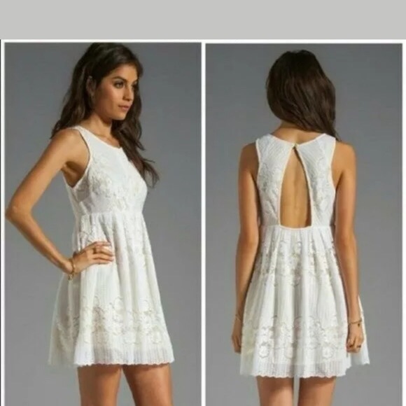Free People Dresses & Skirts - White lace dress